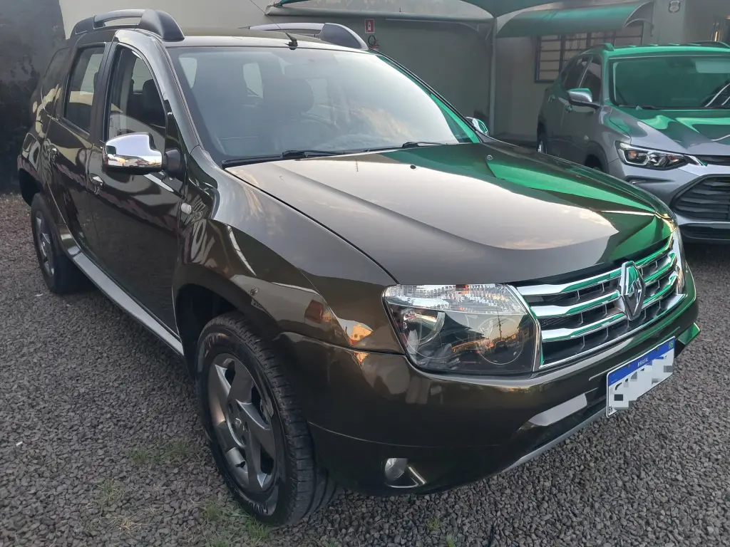 RENAULT Duster - Foto