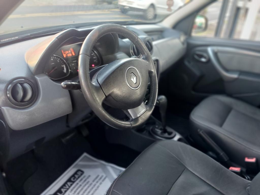 RENAULT Duster - Foto