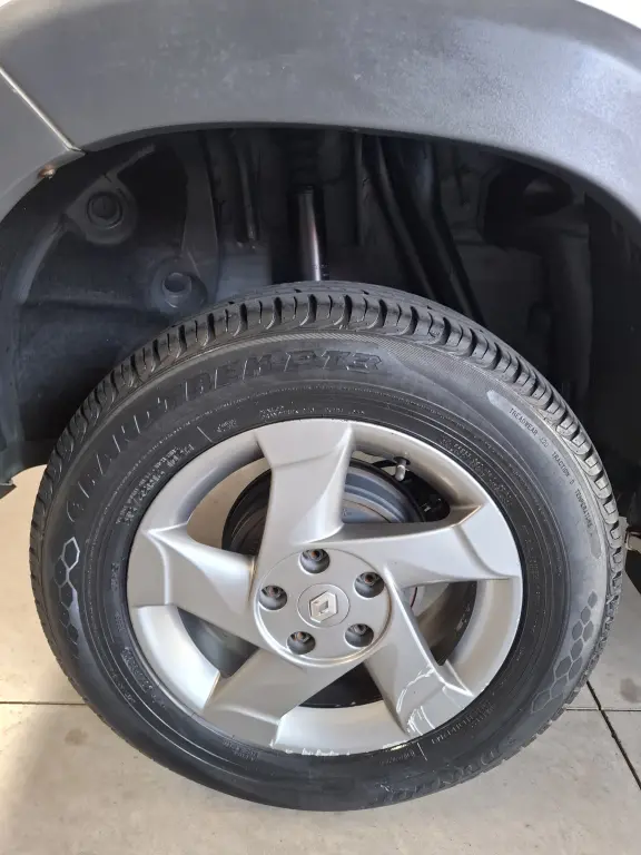 RENAULT Duster - Foto