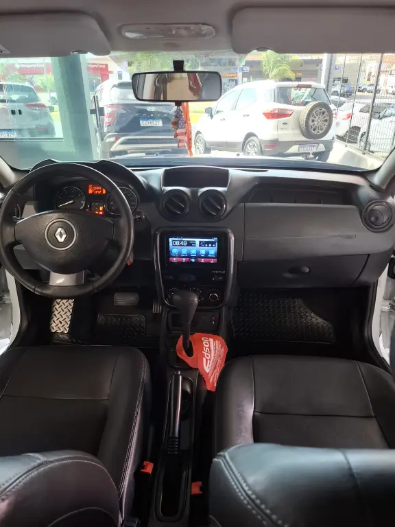 RENAULT Duster - Foto