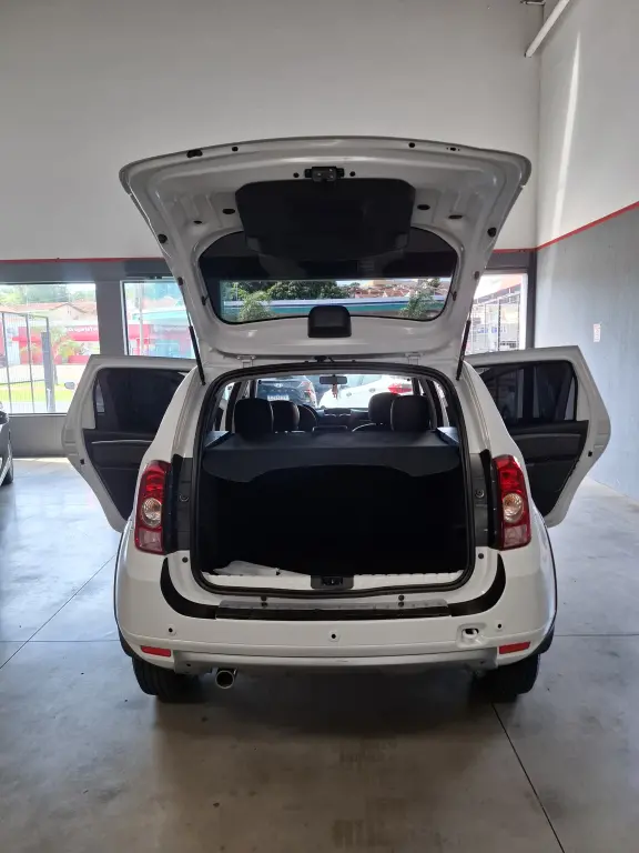 RENAULT Duster - Foto