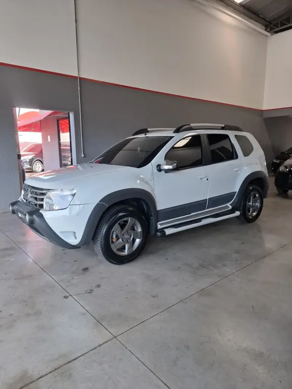 RENAULT Duster - Foto