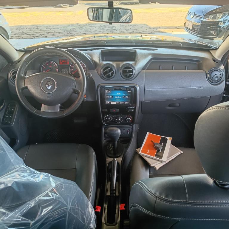 RENAULT Duster - Foto