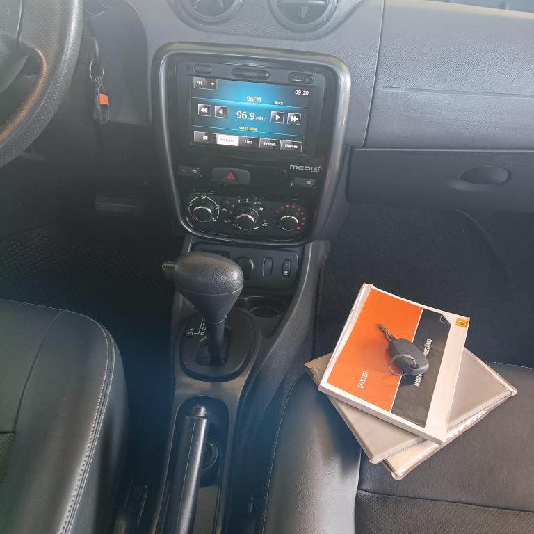 RENAULT Duster - Foto