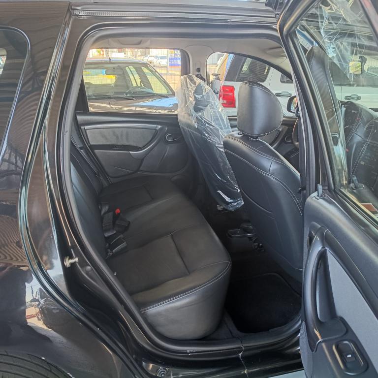 RENAULT Duster - Foto