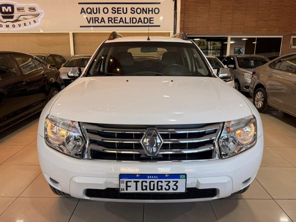 RENAULT Duster - Foto