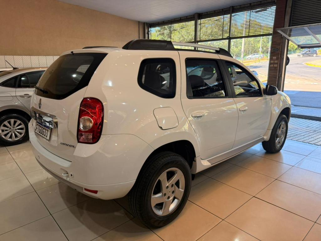 RENAULT Duster - Foto
