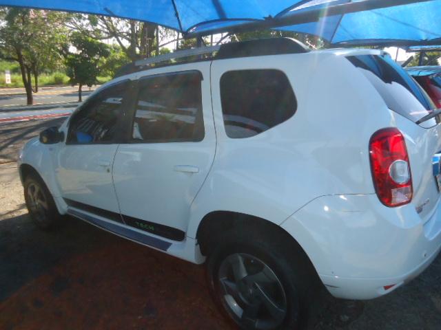 RENAULT Duster - Foto