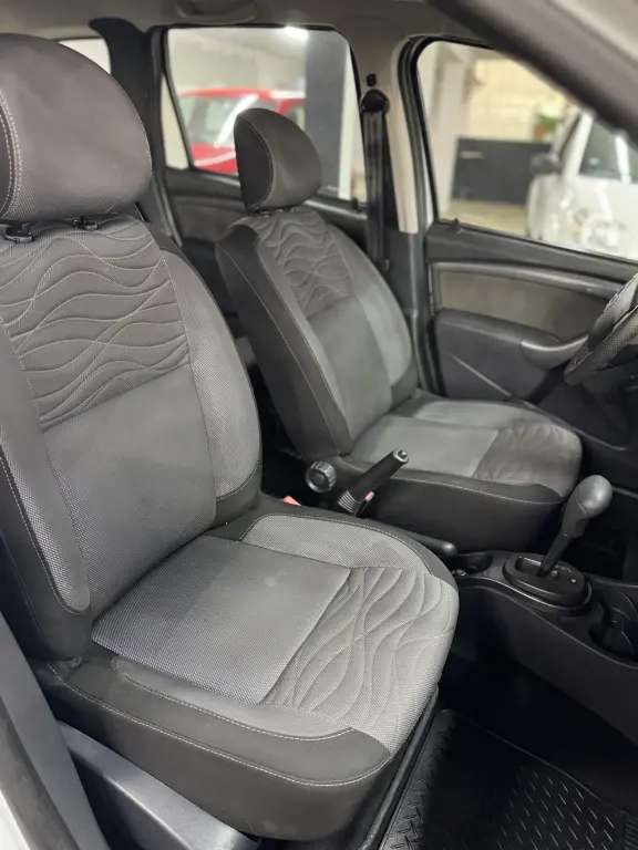 RENAULT Duster - Foto