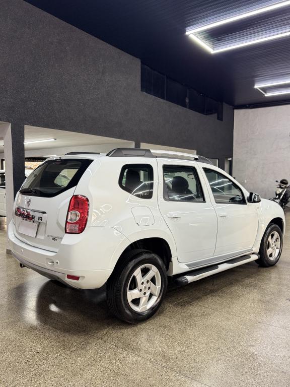 RENAULT Duster - Foto