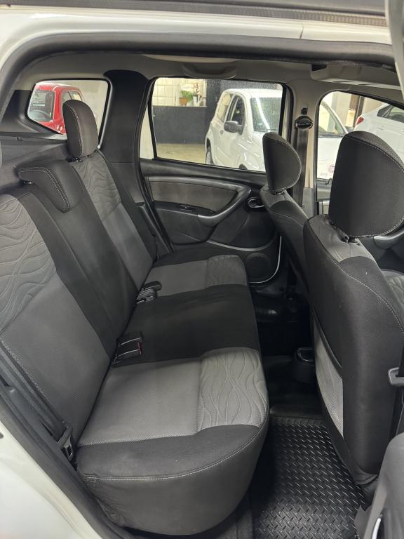 RENAULT Duster - Foto
