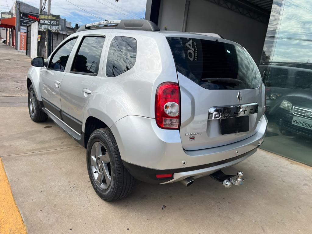 RENAULT Duster - Foto