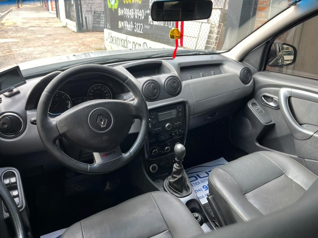 RENAULT Duster - Foto