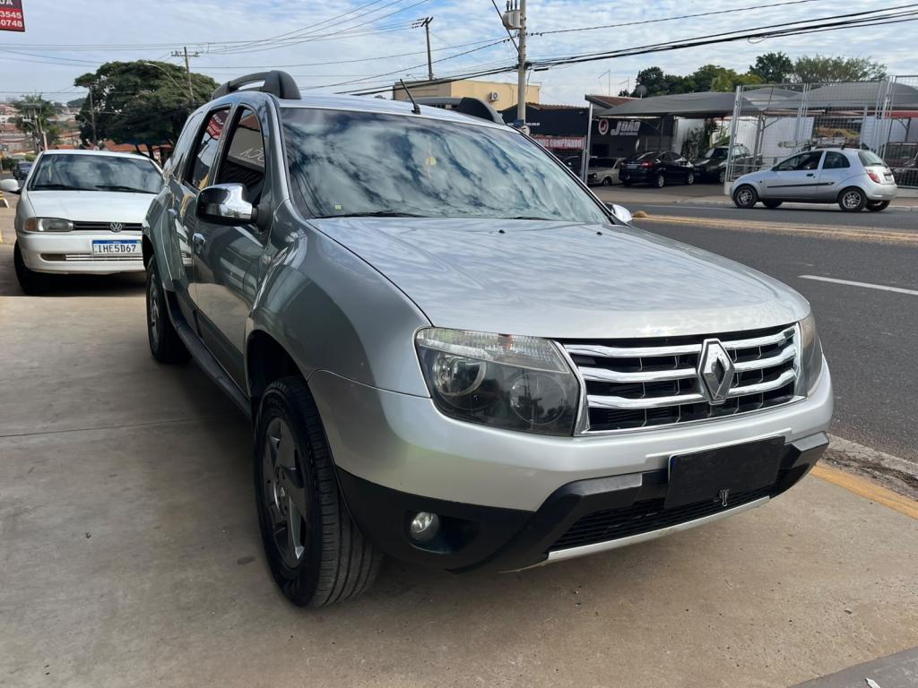 RENAULT Duster - Foto
