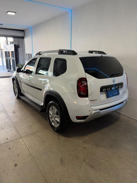 RENAULT Duster - Foto