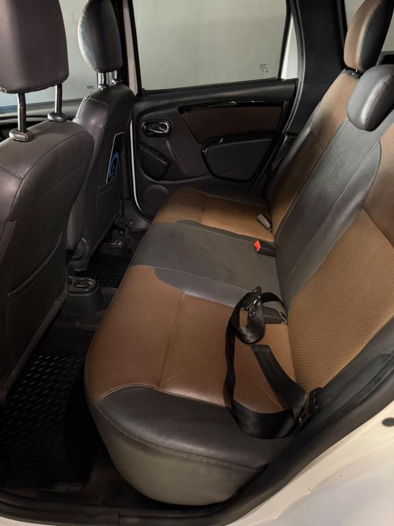 RENAULT Duster - Foto