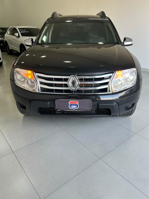 RENAULT Duster - Foto