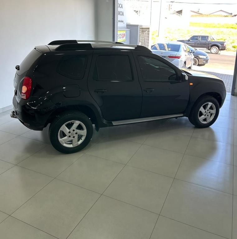 RENAULT Duster - Foto