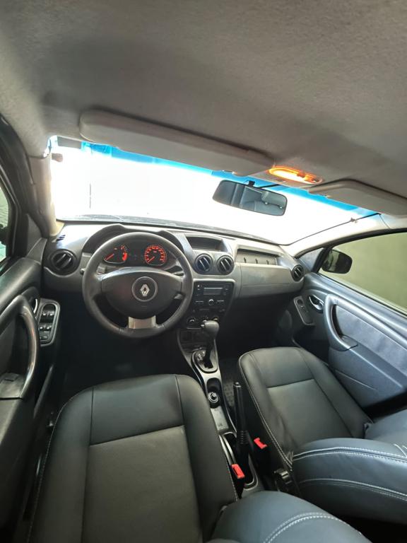 RENAULT Duster - Foto