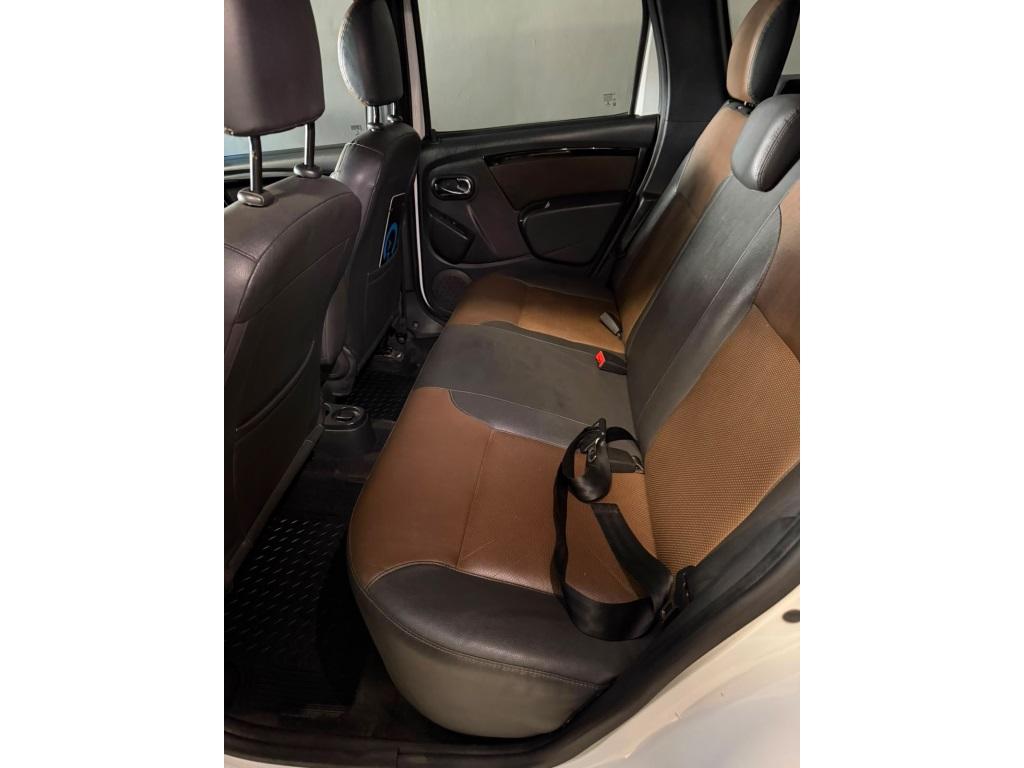 RENAULT Duster - Foto