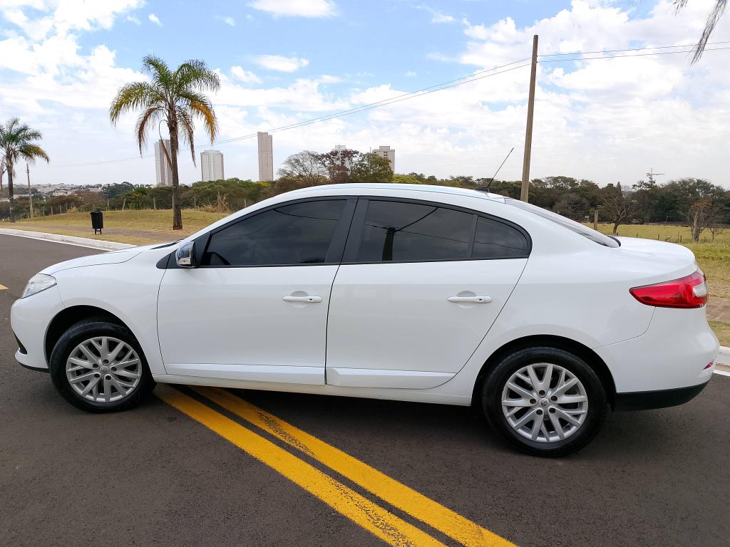 RENAULT Fluence - Foto