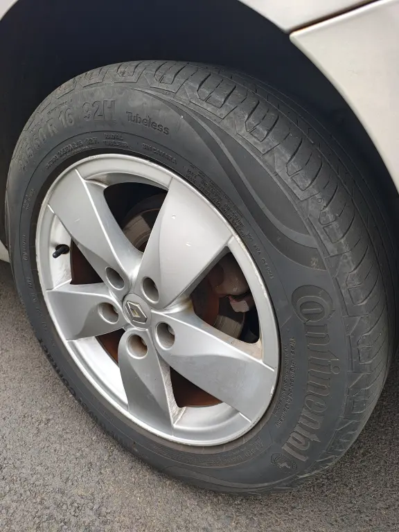 RENAULT Fluence - Miniatura