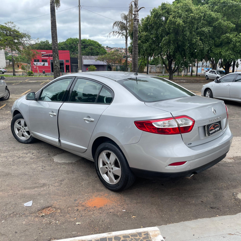 RENAULT Fluence - Foto