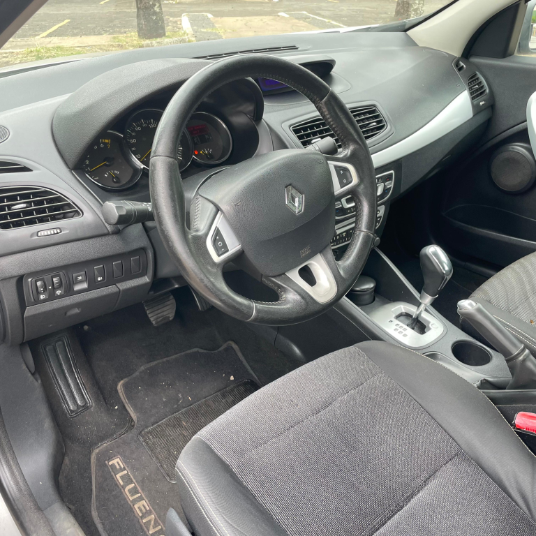 RENAULT Fluence - Foto