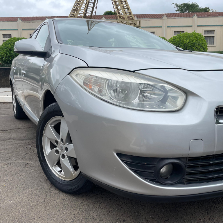RENAULT Fluence - Foto