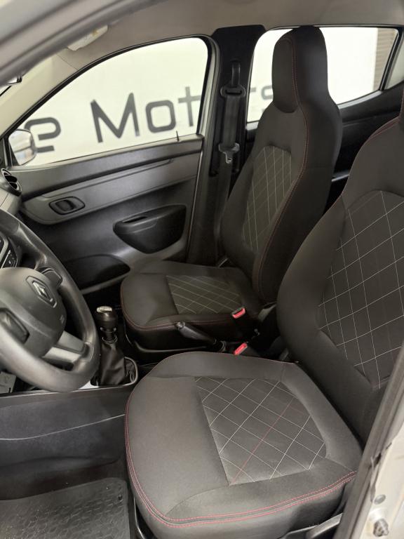 RENAULT Kwid - Foto