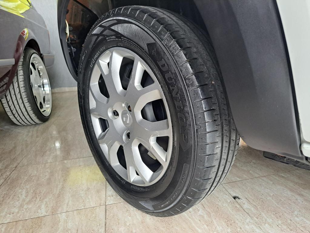 RENAULT Kwid - Foto