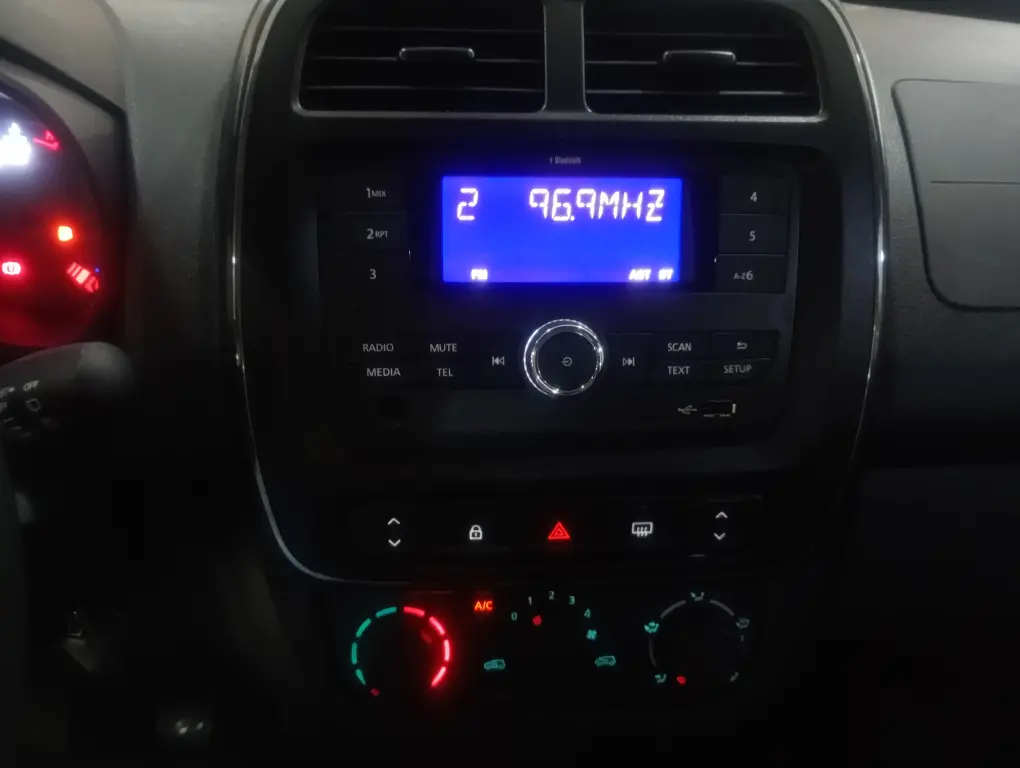 RENAULT Kwid - Foto