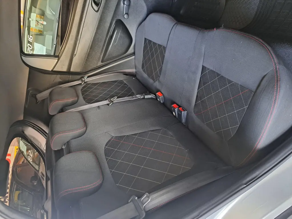 RENAULT Kwid - Foto