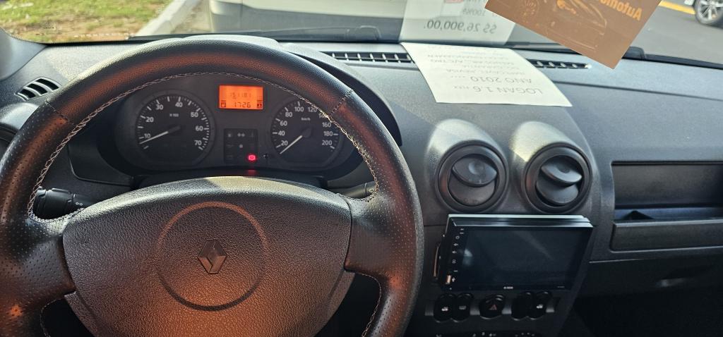 RENAULT Logan - Foto