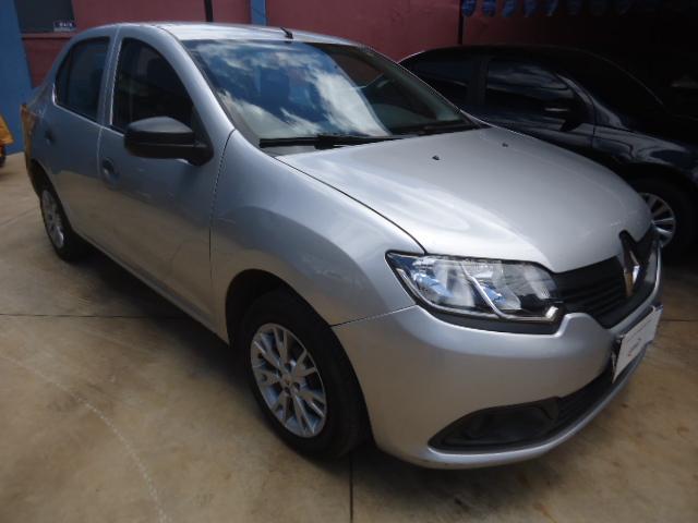 RENAULT Logan - Foto