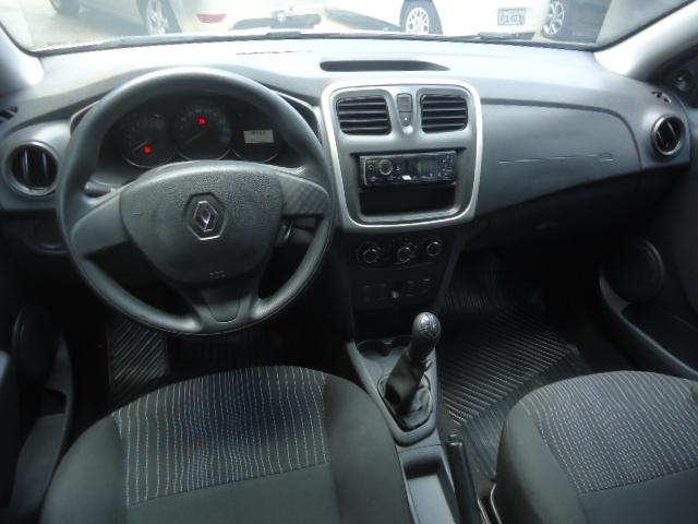 RENAULT Logan - Foto