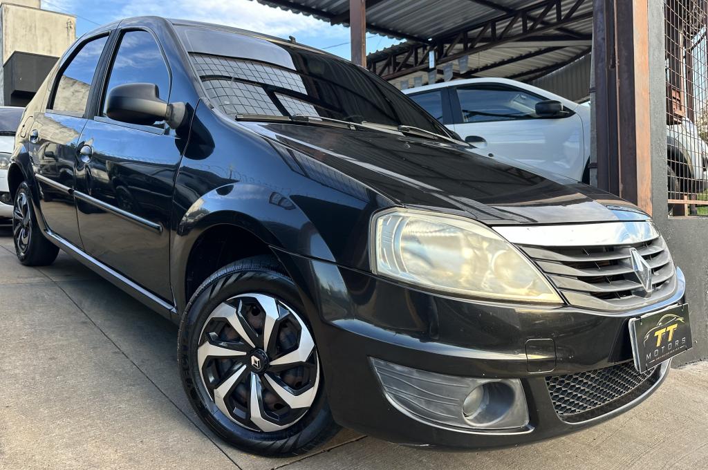 RENAULT Logan