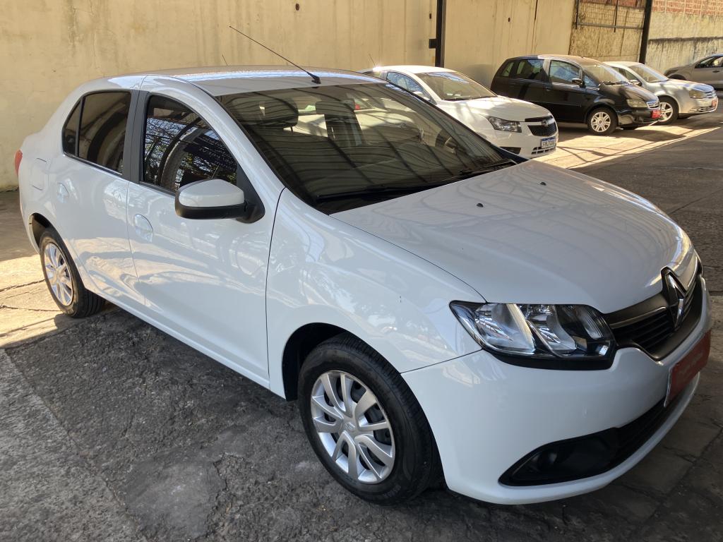 RENAULT Logan - Foto