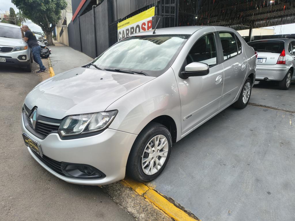 RENAULT Logan