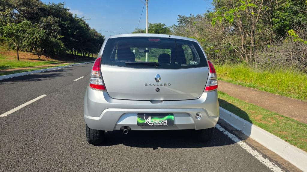 RENAULT Sandero - Foto