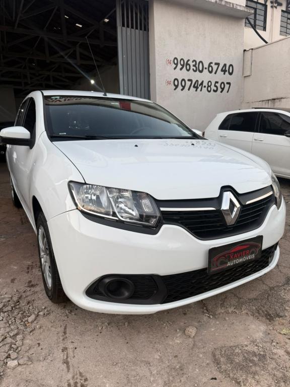 RENAULT Sandero - Foto