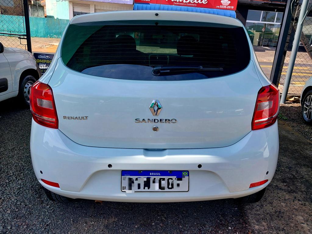 RENAULT Sandero - Foto