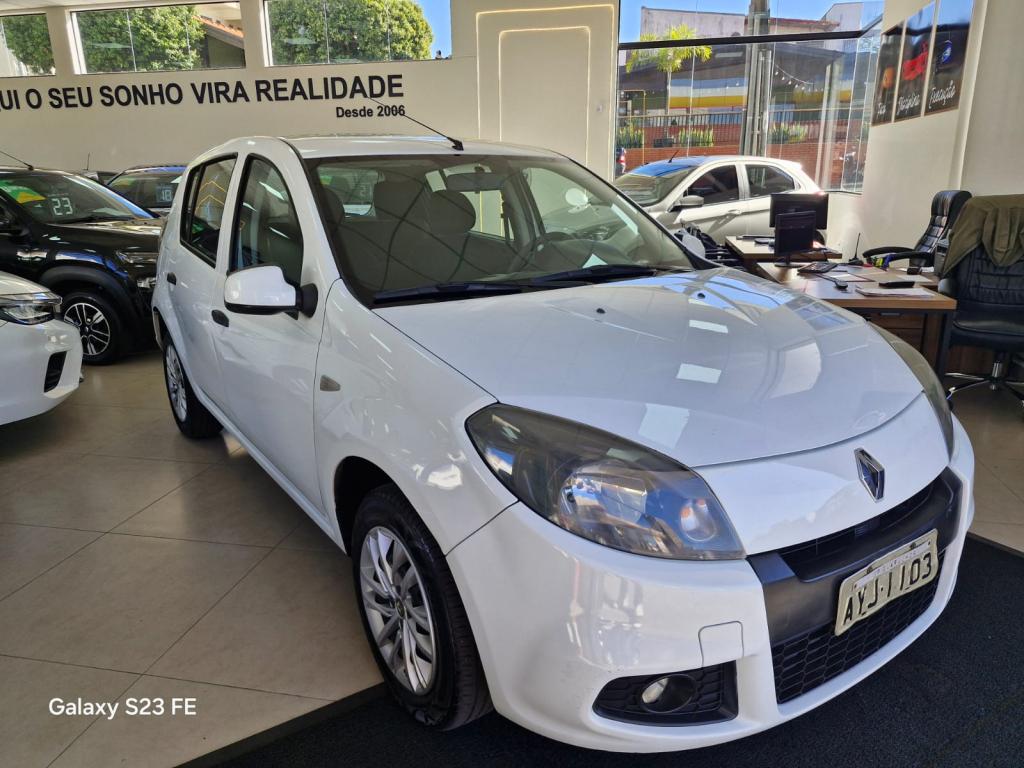 RENAULT Sandero