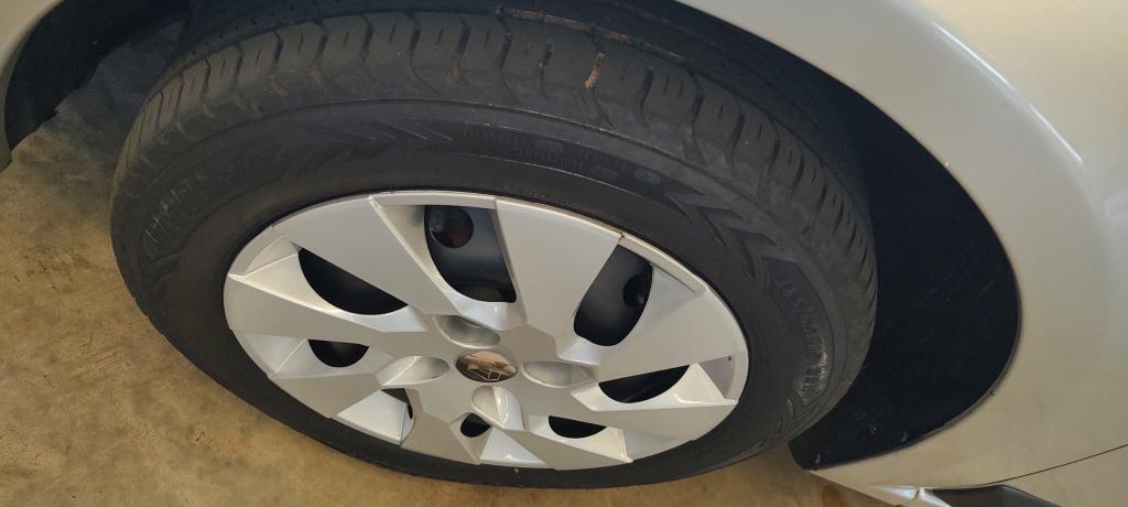 RENAULT Sandero - Foto