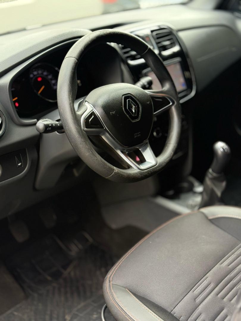 RENAULT Sandero - Foto