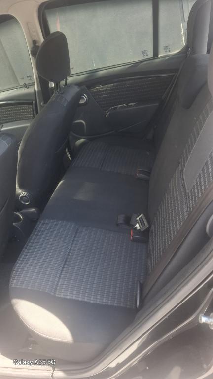 RENAULT Sandero - Miniatura