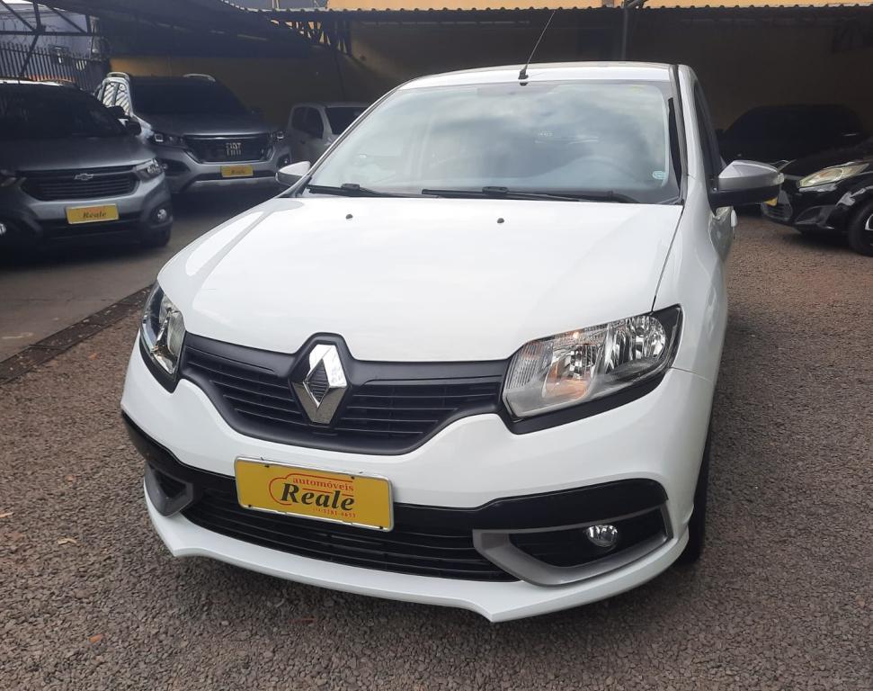 RENAULT Sandero - Foto