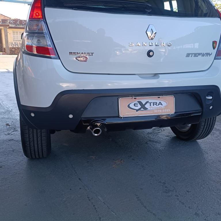 RENAULT Sandero - Foto