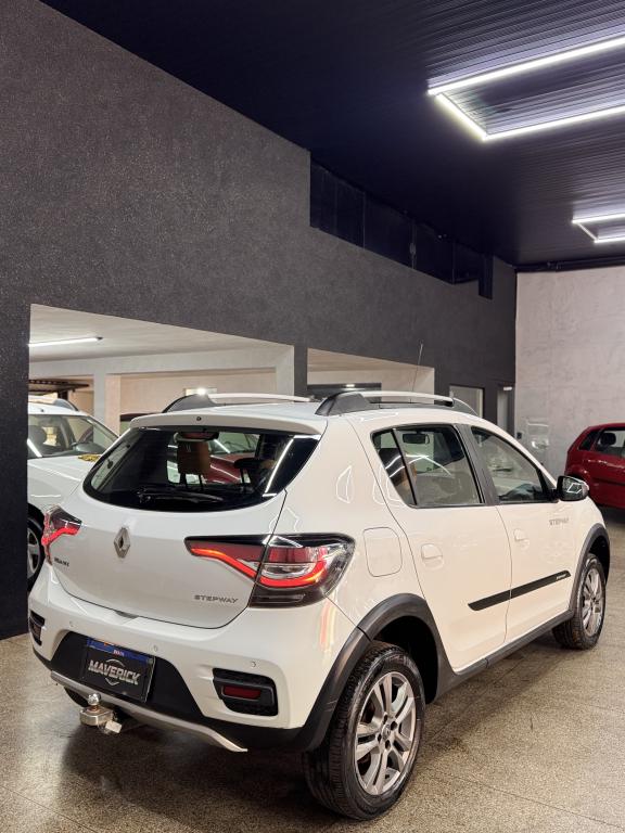 RENAULT Stepway - Foto