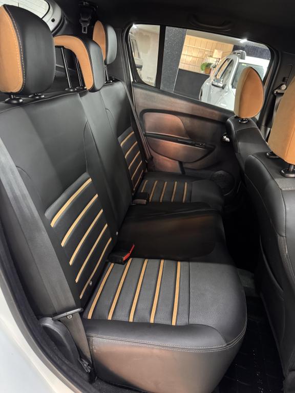 RENAULT Stepway - Foto
